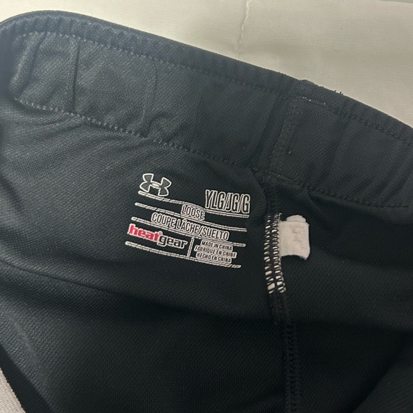 Under Armour shorts - Picture 3 of 3